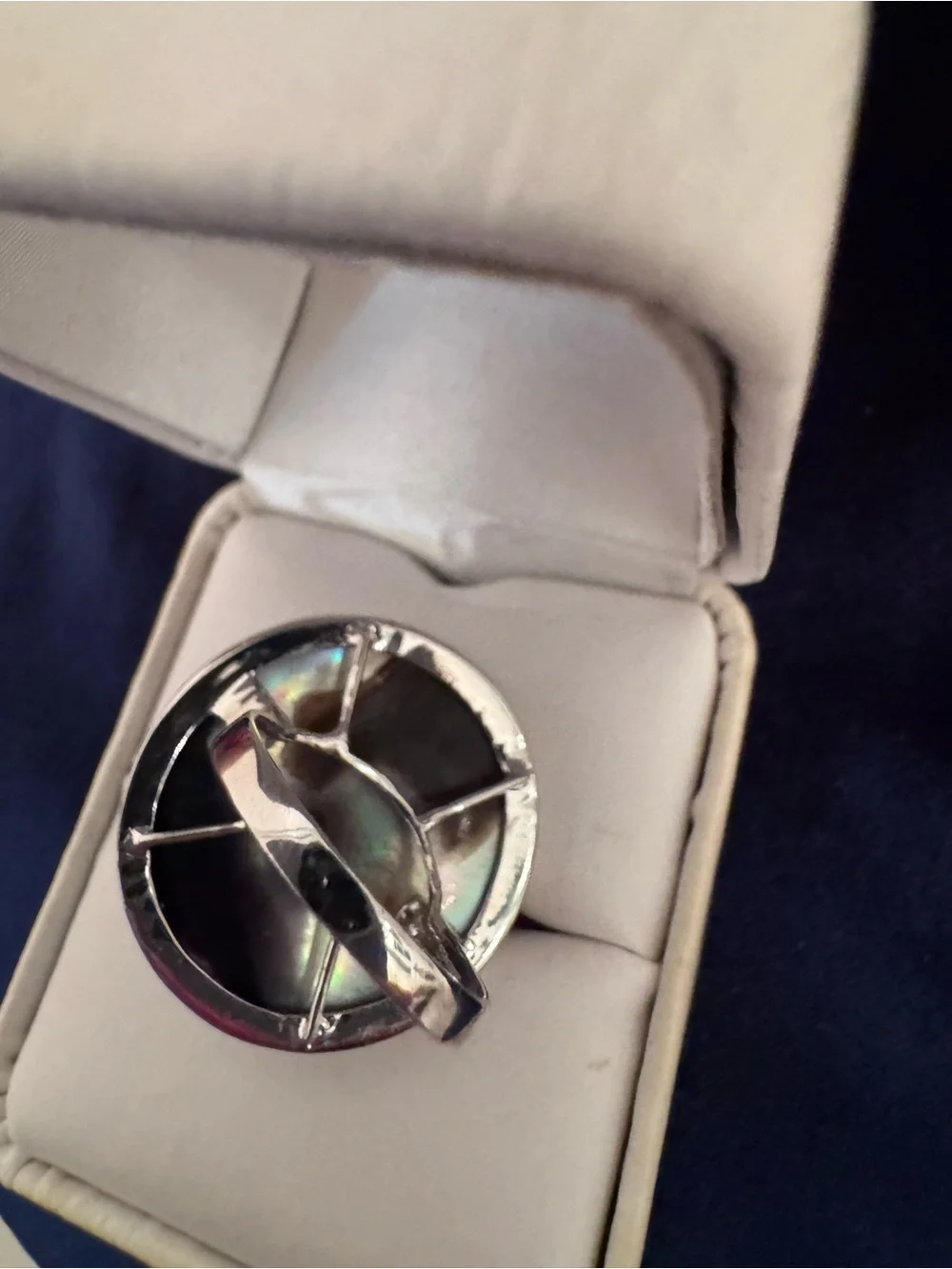 Mabe Pearl Dome Ring - WOW Iridescent